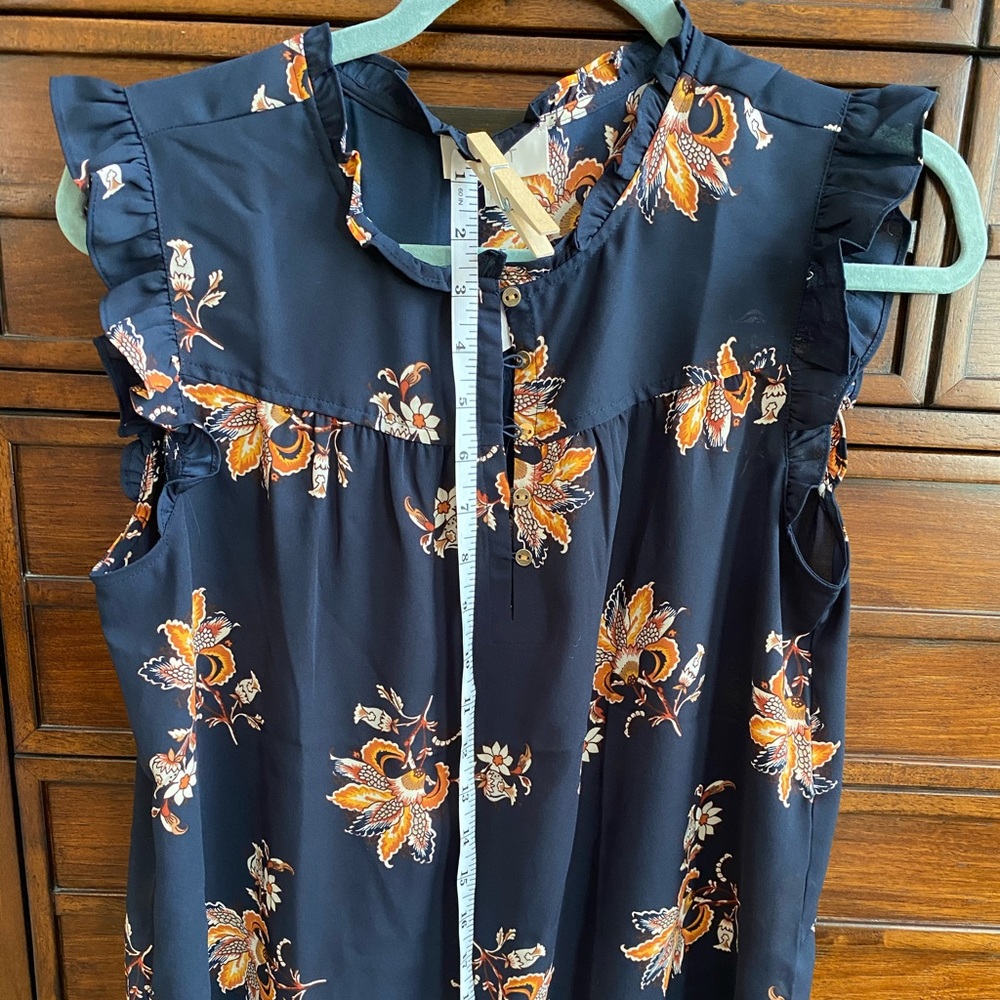 Flutter sleeve shell top